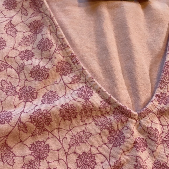 Croft & Barrow Small V-Neck 3/4 Sleeve Tee Shirt Top D4 - Picture 11 of 11